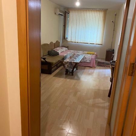 Апартамент Столетов Varna Luaran gambar